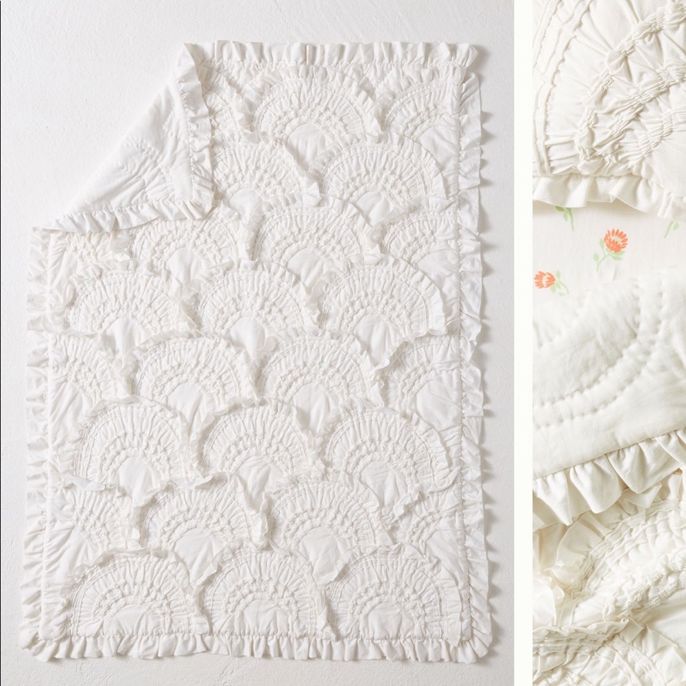Anthropologie Rivulets Toddler Quilt